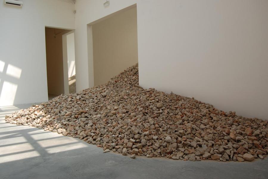 Lara Almarcegui, Venice Biennale 2013 | CC BY-SA 3.0