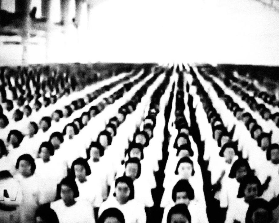 Ladrón de identidad, de la serie 'On Mass Hysteria'. Laia Abril, 2023.