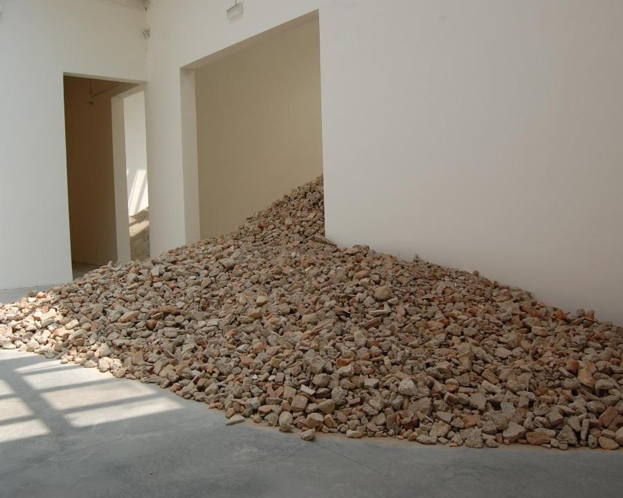 Lara Almarcegui, Venice Biennale 2013 | CC BY-SA 3.0